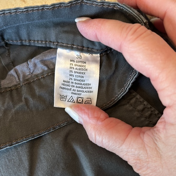 Men’s Unionbay Cargo Shorts - Picture 5 of 5